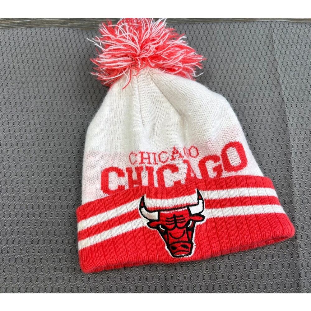 Chicago Bulls Beanie One Size Red & White Chicago 100% Acrylic